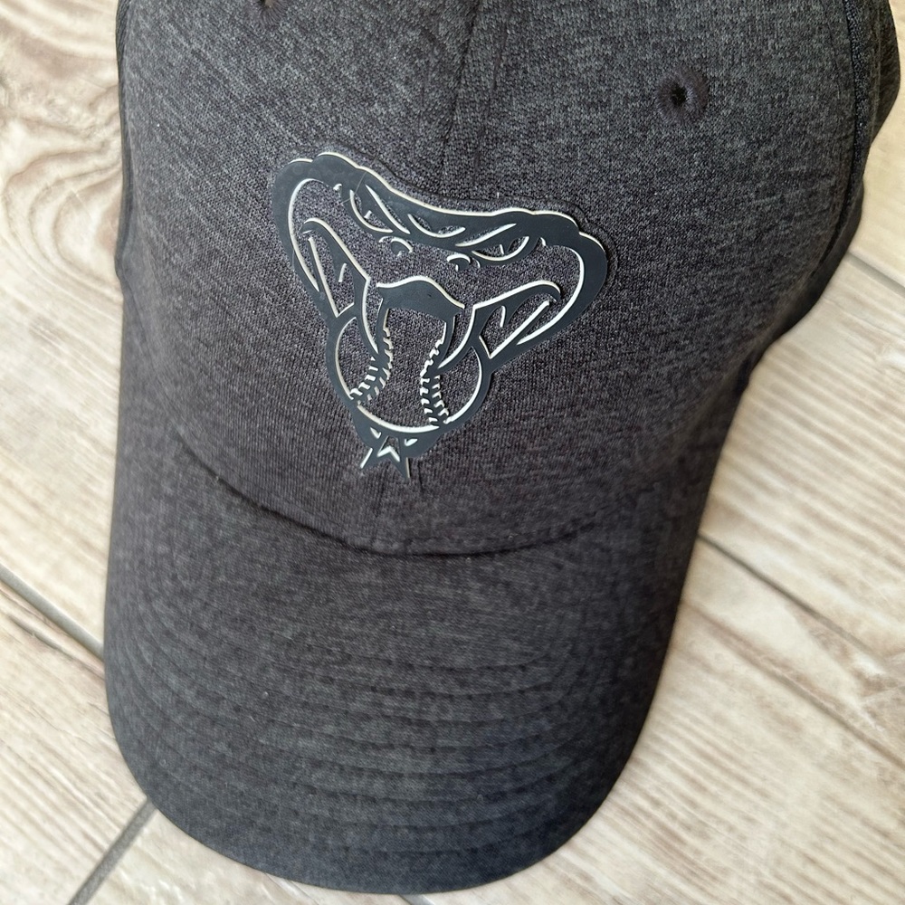 MLB Arizona Diamondbacks hat - Picture 5 of 7